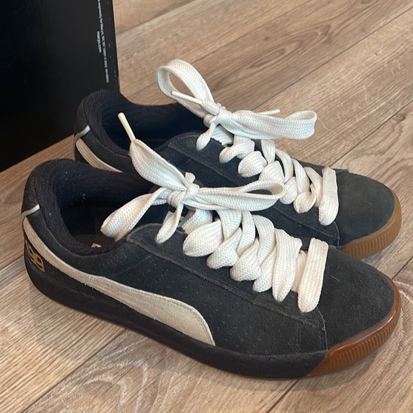 Size 8 in men’s, super comfortable, awesome purchase, and worn them twice! - Picture 7 of 11